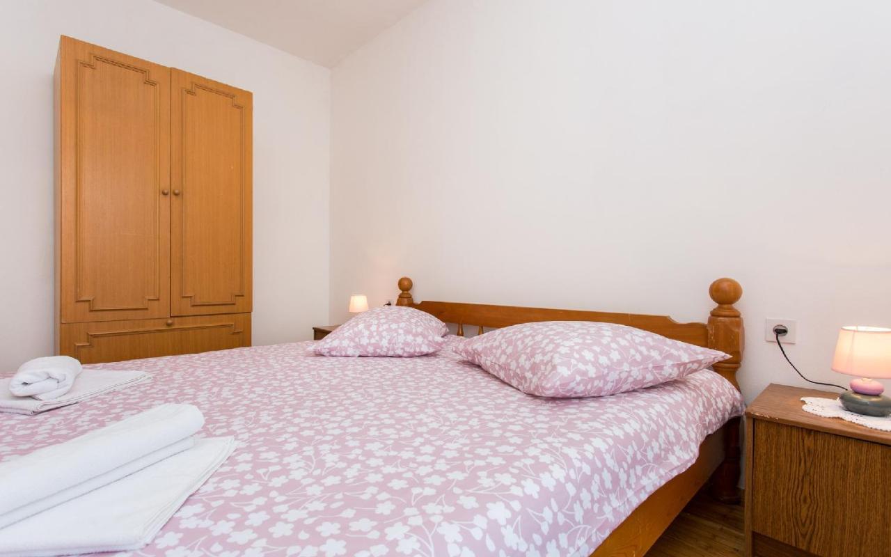 Apartman Broznic Šilo Εξωτερικό φωτογραφία