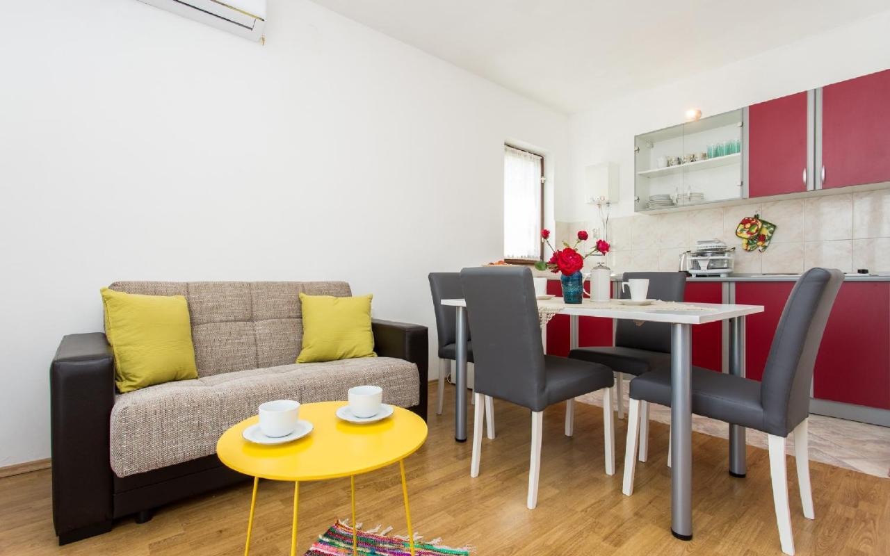 Apartman Broznic Šilo Εξωτερικό φωτογραφία