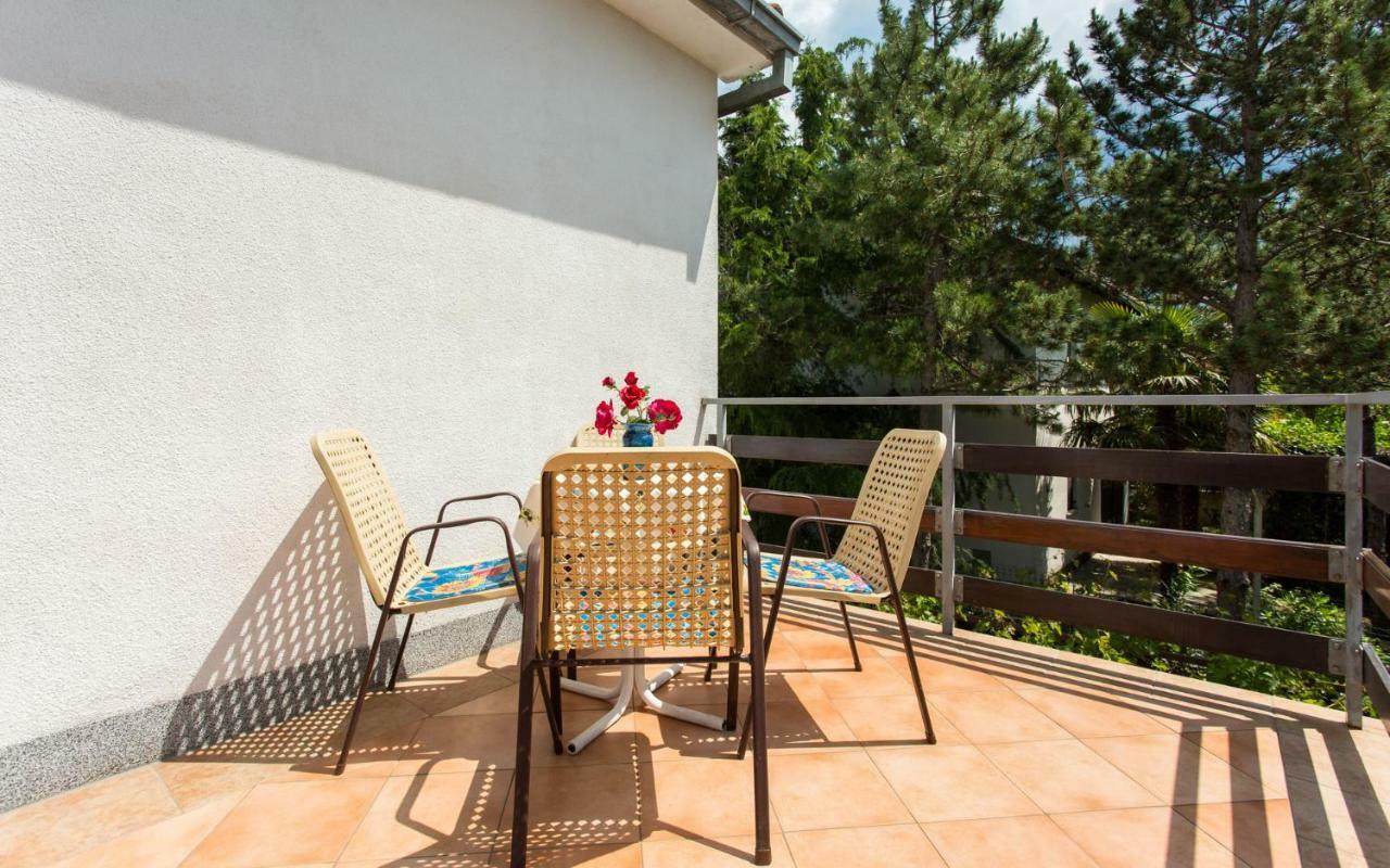 Apartman Broznic Šilo Εξωτερικό φωτογραφία